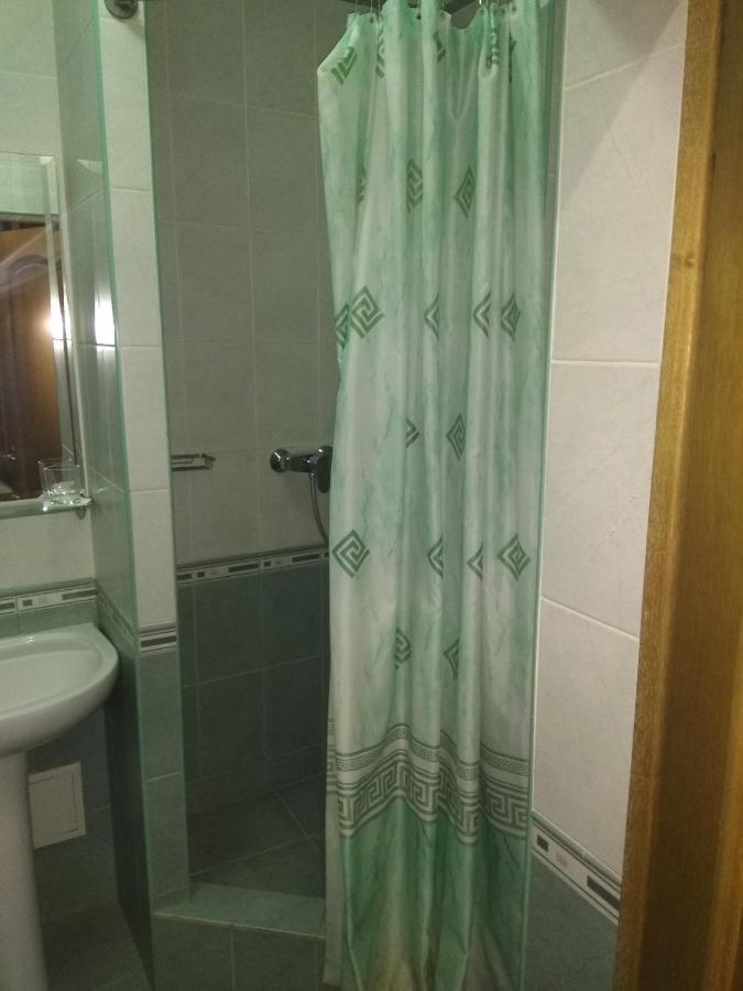 Jolki-Palki Hotel Кременчуг Экстерьер фото